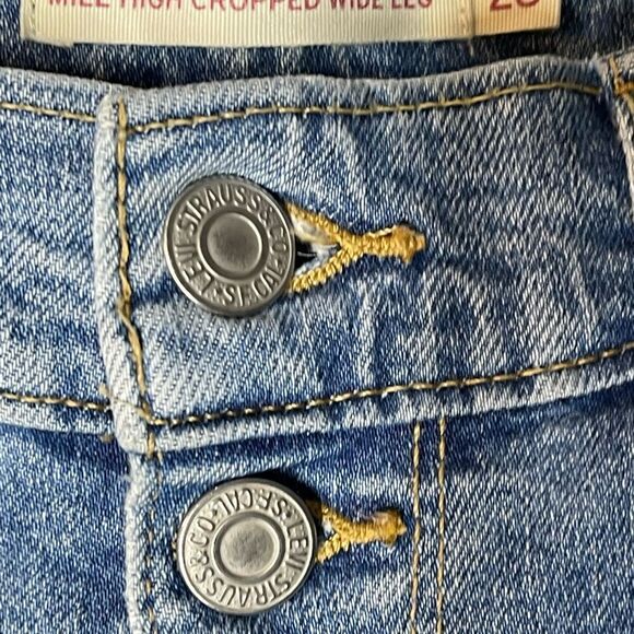 Levi’s Mile High Wide Leg denim jeans, size 28 - Picture 4 of 15